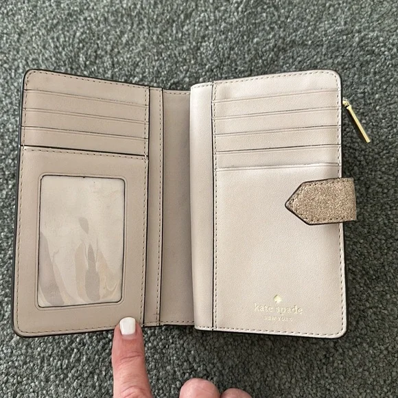 Authentic Kate spade rose gold glitter wallet - Picture 5 of 9